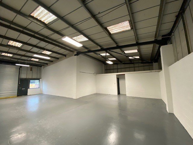 Cilfynydd Rd, Pontypridd for lease - Interior Photo - Image 2 of 4