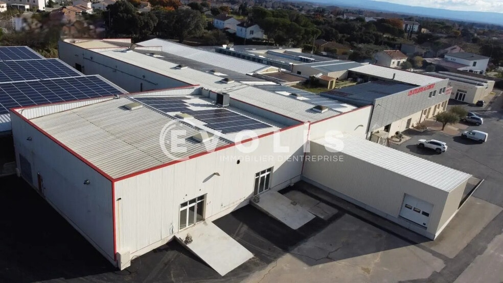 Industrial in Courthézon for lease - Building Photo - Image 1 of 12