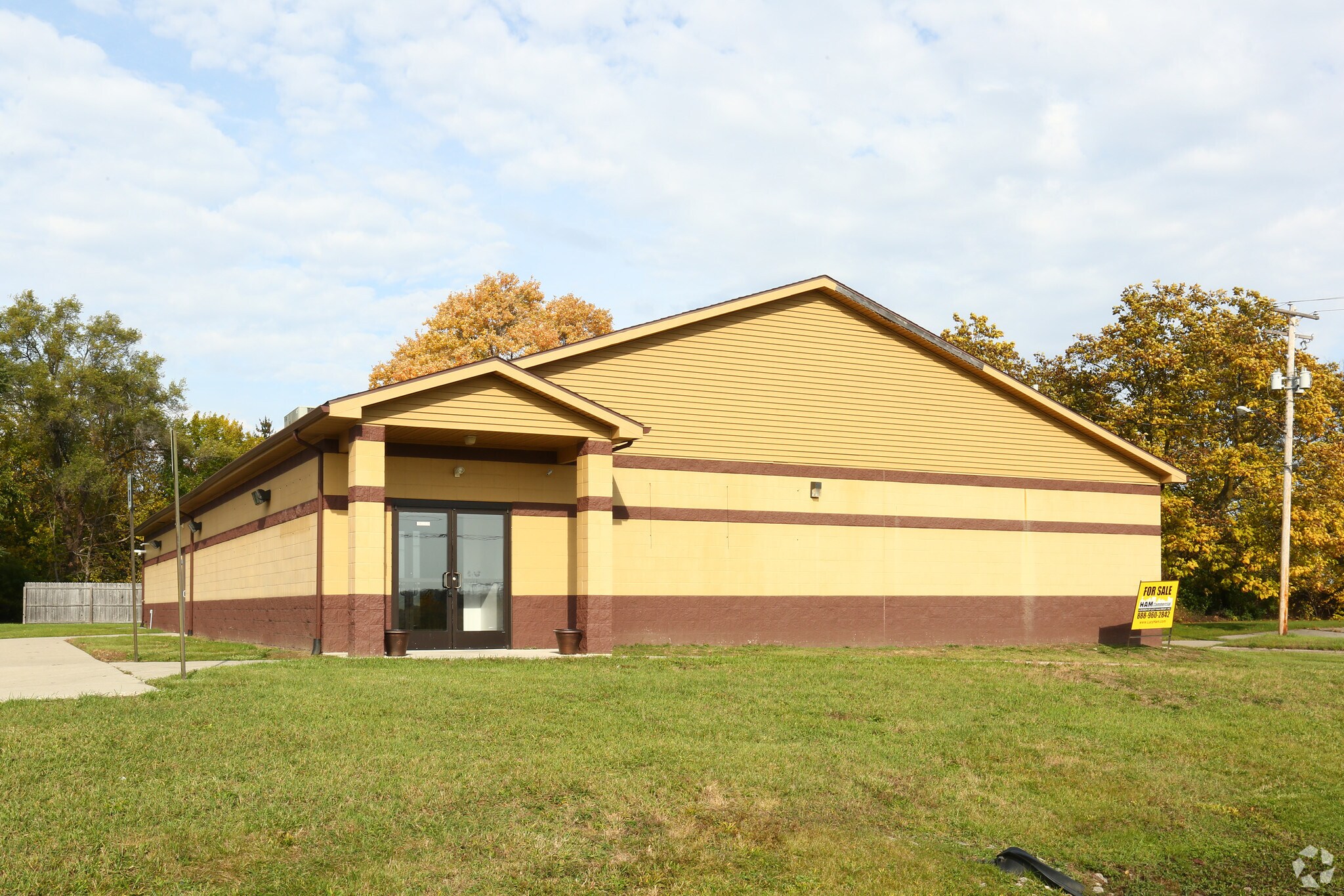 4303 Maines St, Flint, MI for sale Primary Photo- Image 1 of 1