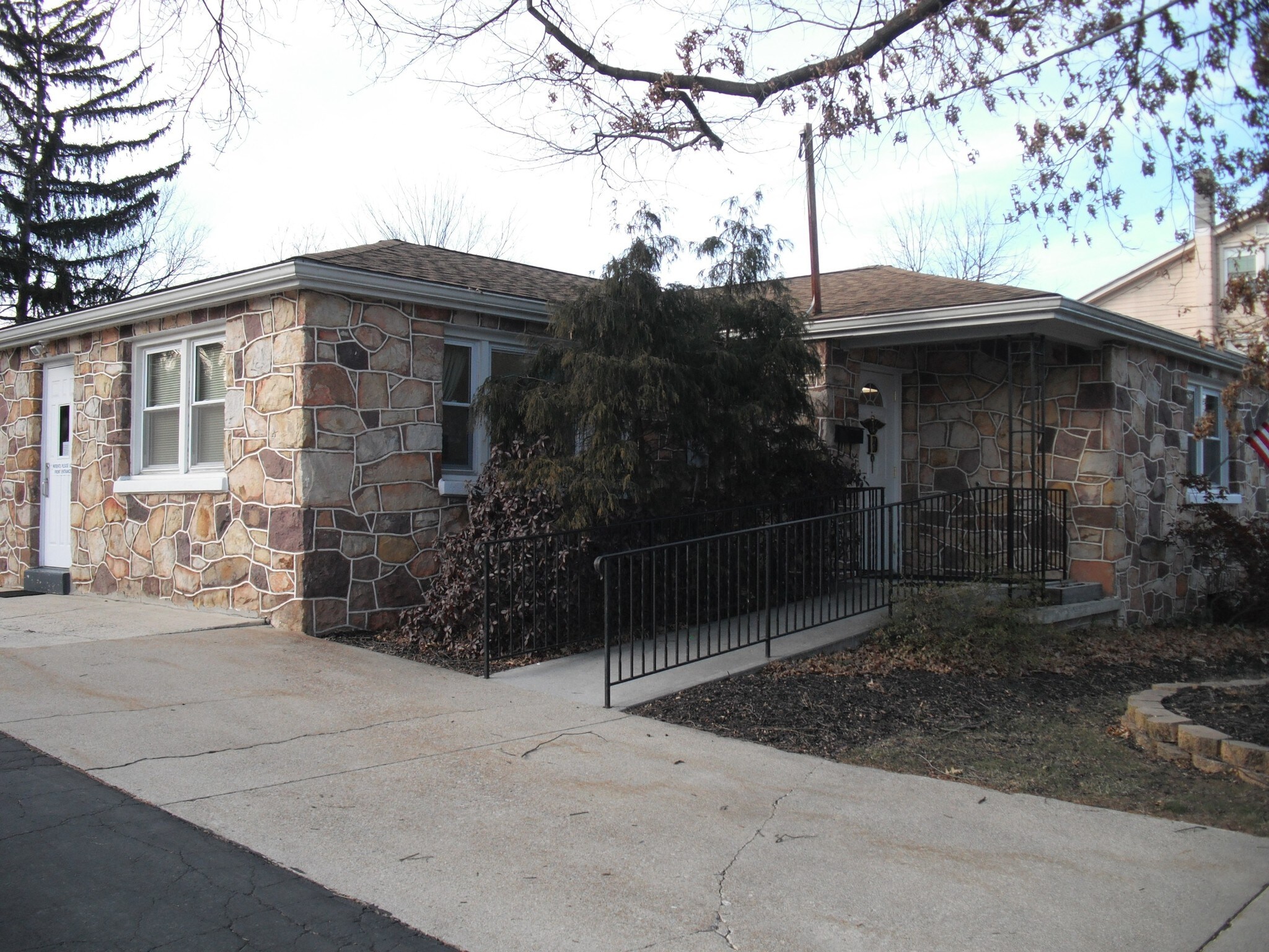 520 S Pitt St, Carlisle, PA for sale Primary Photo- Image 1 of 1