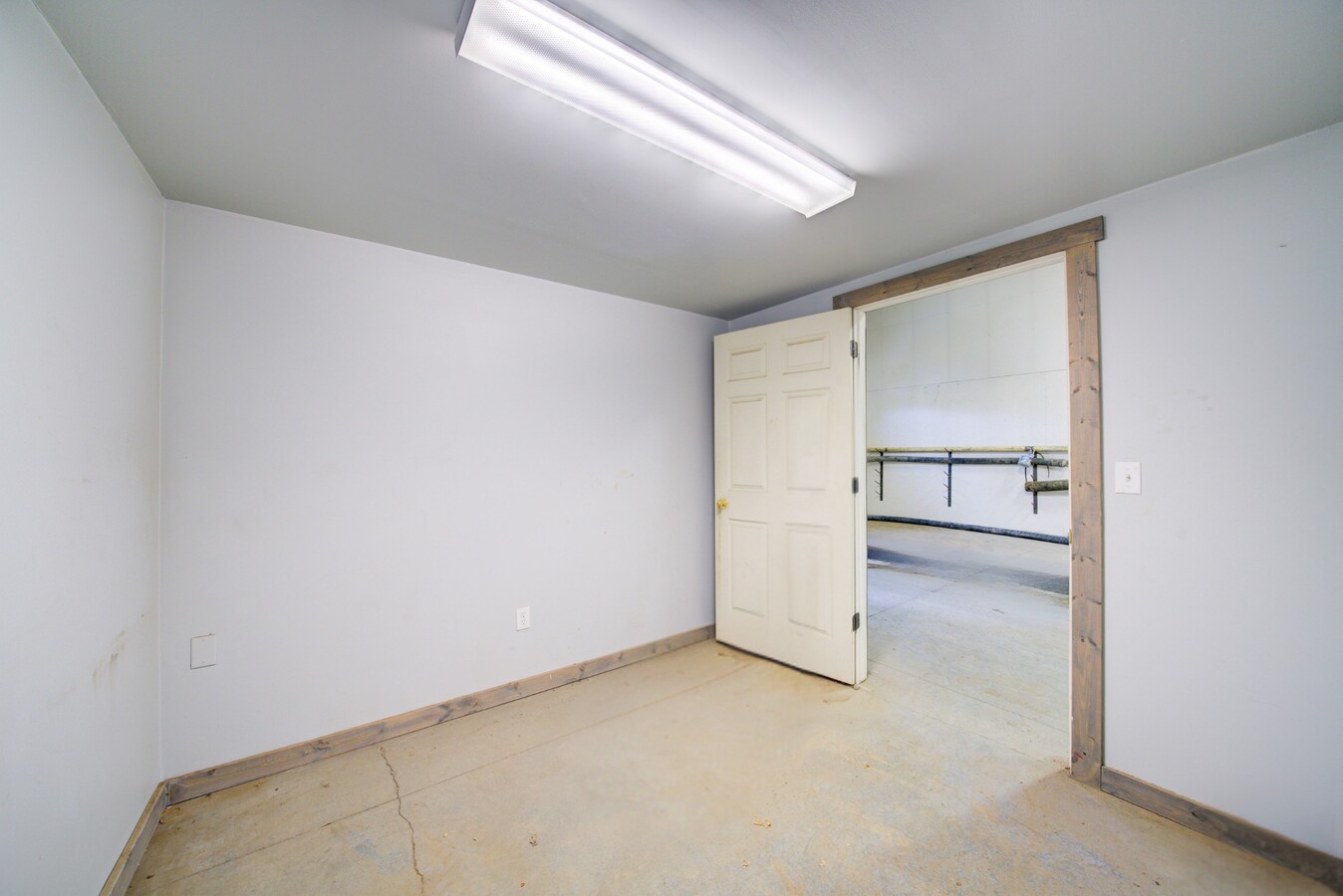 22 W Haley Springs Rd, Bozeman, MT 59718 - Unit D - - Interior Photo - Image 2 of 8
