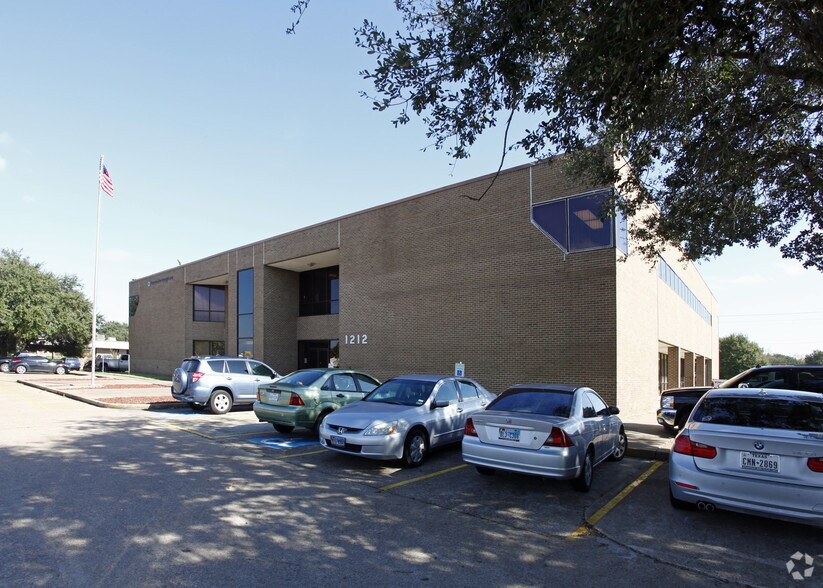 1212 N Velasco St, Angleton, TX for sale - Primary Photo - Image 1 of 1