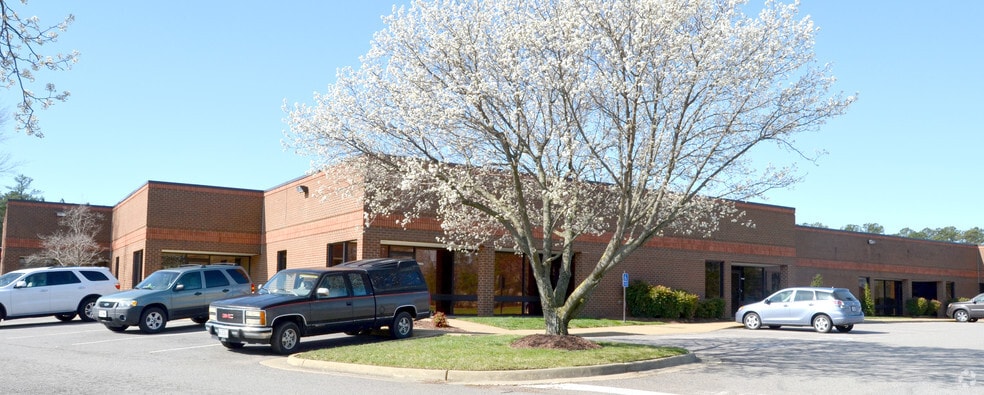 7361-7419 Whitepine Rd, Richmond, VA for lease - Primary Photo - Image 1 of 62