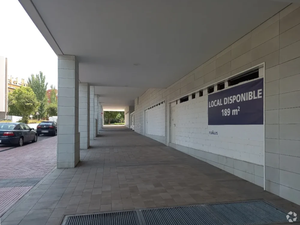 Avenida Doctor Marañón, 12, Alcalá de Henares, MAD 28806 - Unit Puerta 02 - - Interior Photo - Image 1 of 4