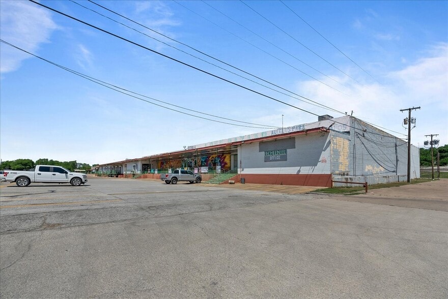318 E Long Ave, Fort Worth, TX for sale - Building Photo - Image 3 of 35