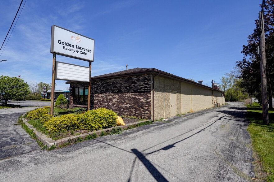 368 Jefferson Rd, Rochester, NY for sale - Building Photo - Image 3 of 6