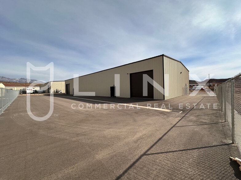 680 N Cottonwood St, Hildale, UT for lease - Building Photo - Image 3 of 5