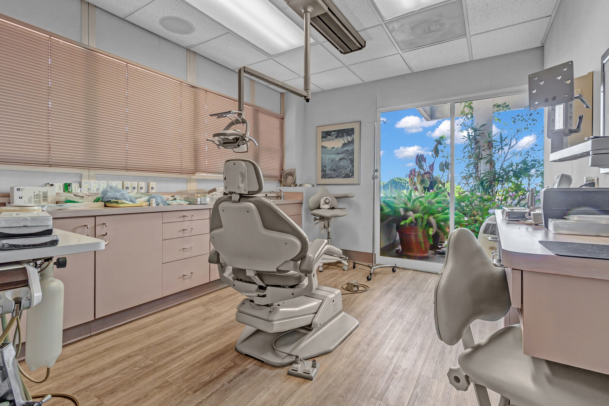 9209 Colima Rd, Whittier, CA for lease Interior Photo- Image 1 of 15