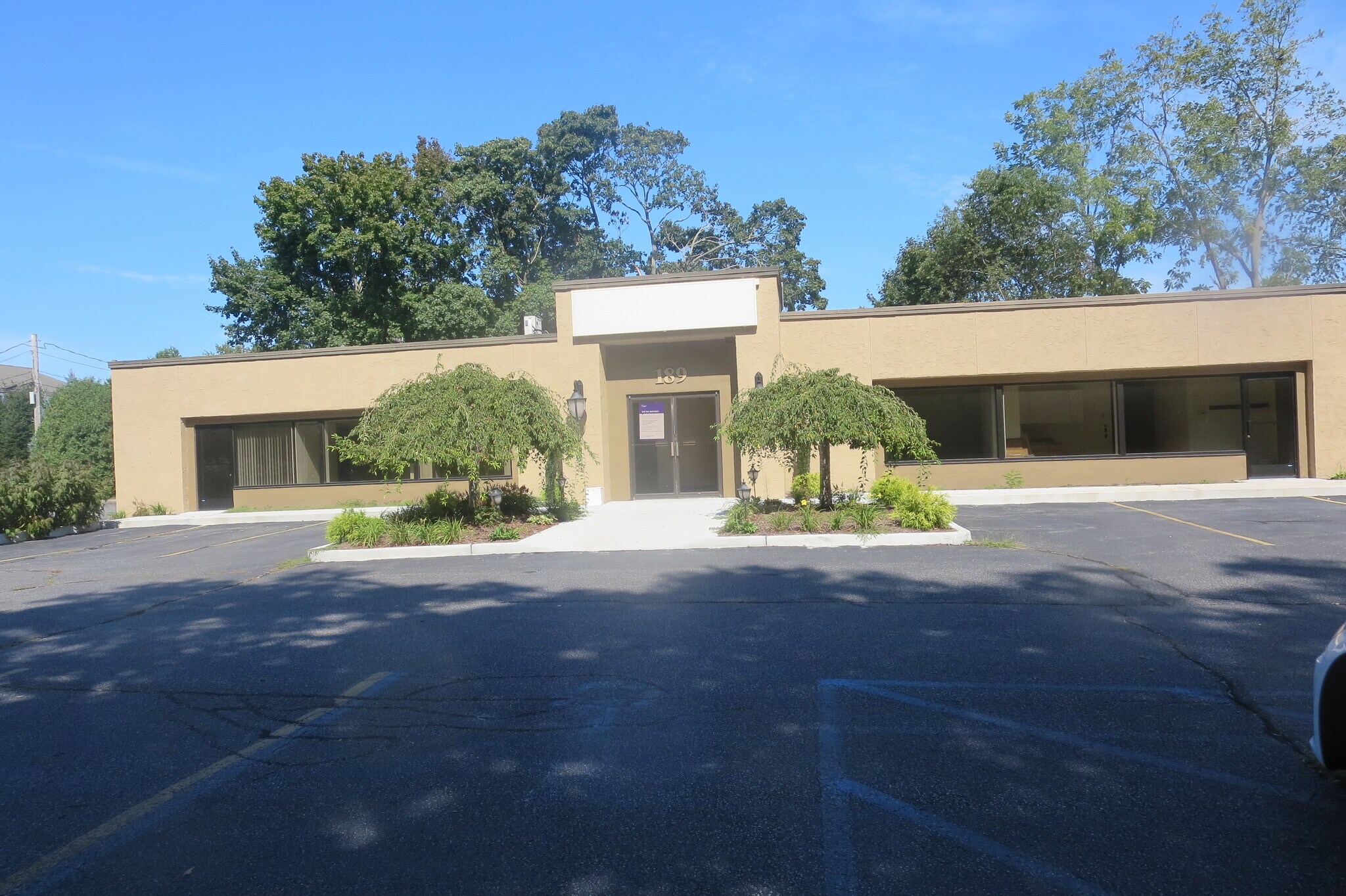 189 Main Rd, Riverhead, NY for sale Building Photo- Image 1 of 1