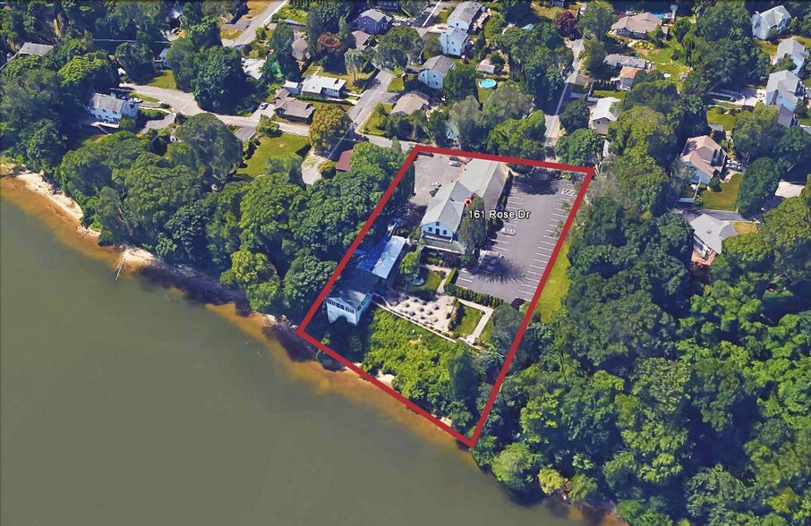 161 Rose Dr, Lake Ronkonkoma, NY 11779