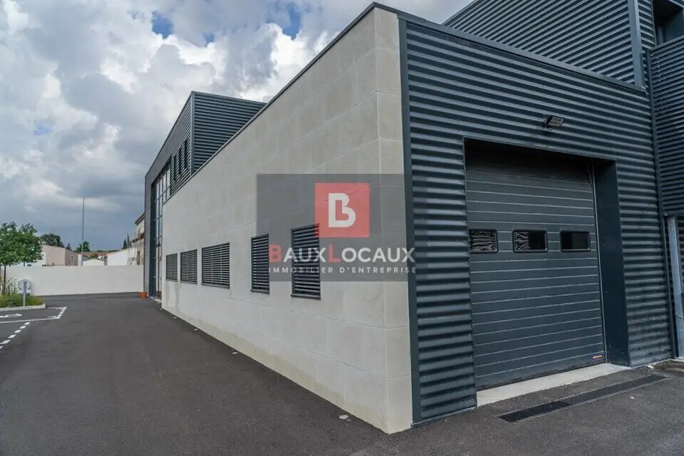 Industrial in Saint-Rémy-de-Provence for lease Building Photo- Image 1 of 5