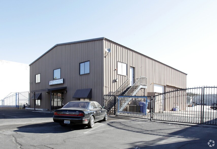 707 Yucca St, Boulder City, NV for sale - Primary Photo - Image 1 of 1