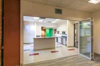 5903-5909 Christie Ave, Emeryville, CA for sale Building Photo- Image 1 of 13