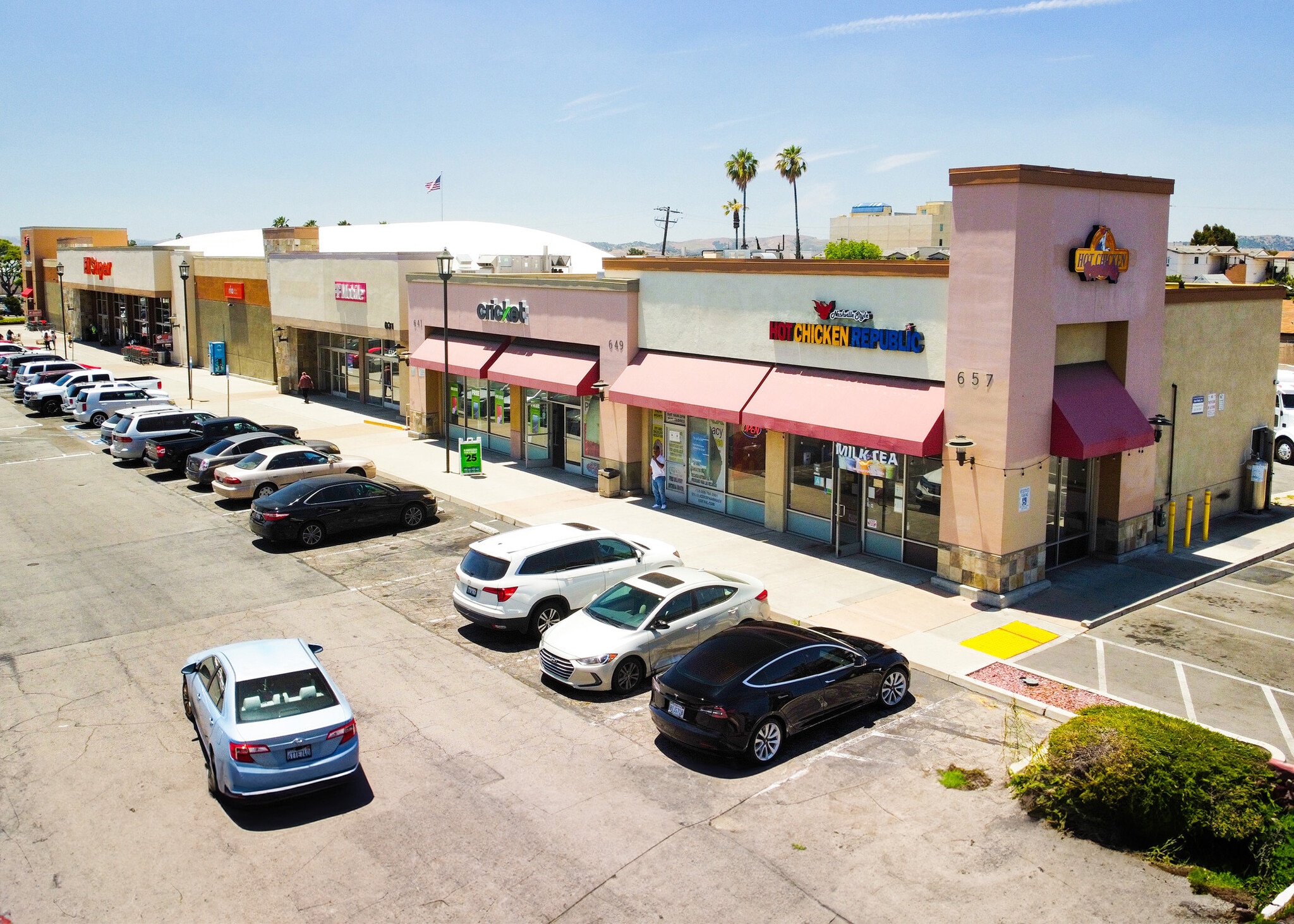 1575 E Holt Ave, Pomona, CA for lease Building Photo- Image 1 of 6