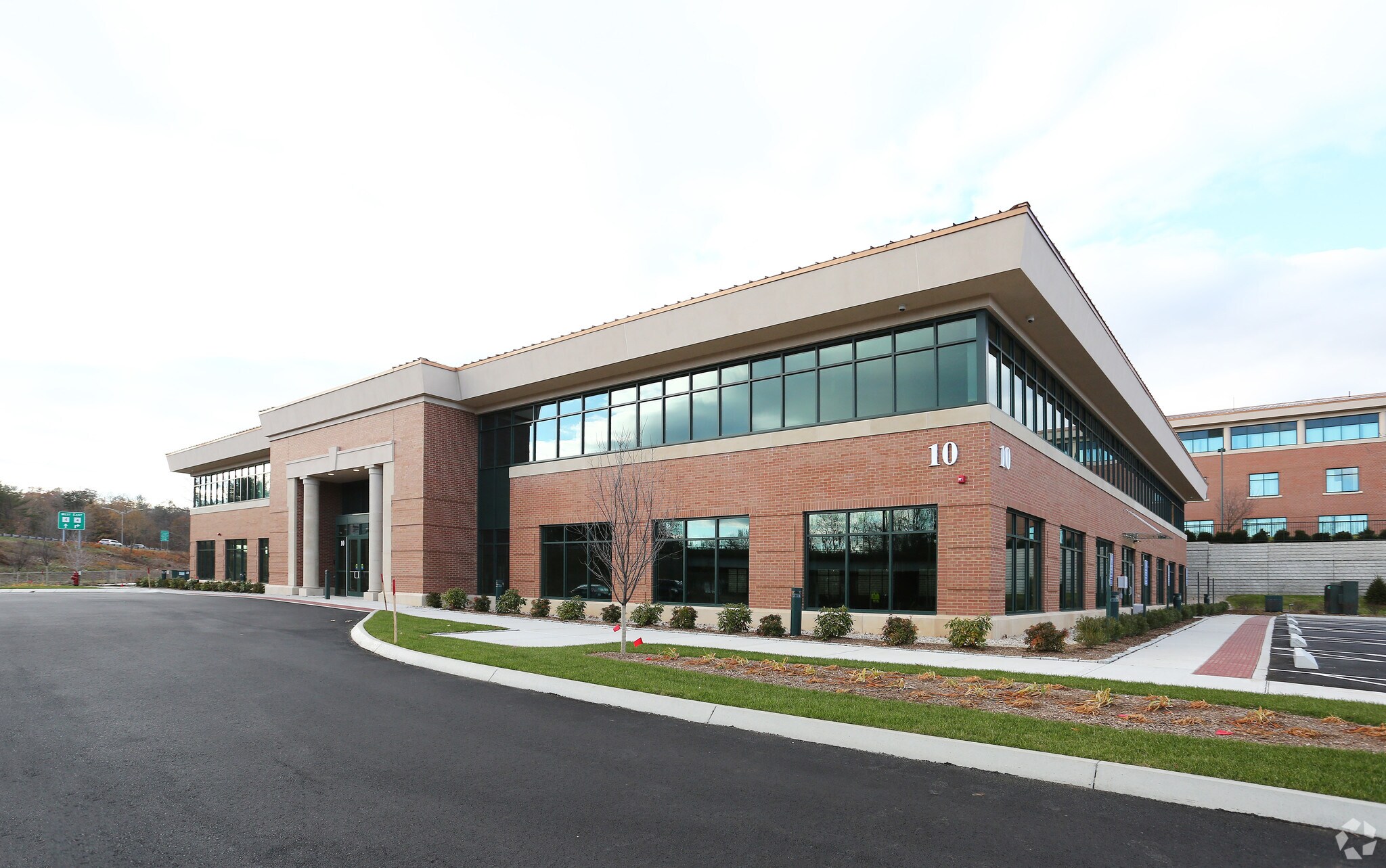 10 Birdseye Rd, Farmington, CT for sale Building Photo- Image 1 of 1