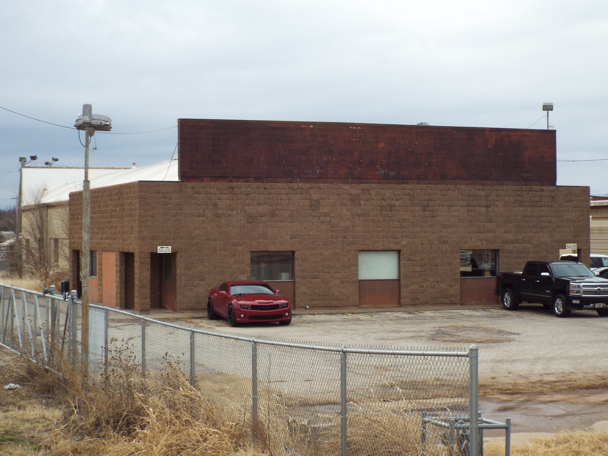 1415 W Chestnut Ave, Enid, OK 73703 Industrial for Sale