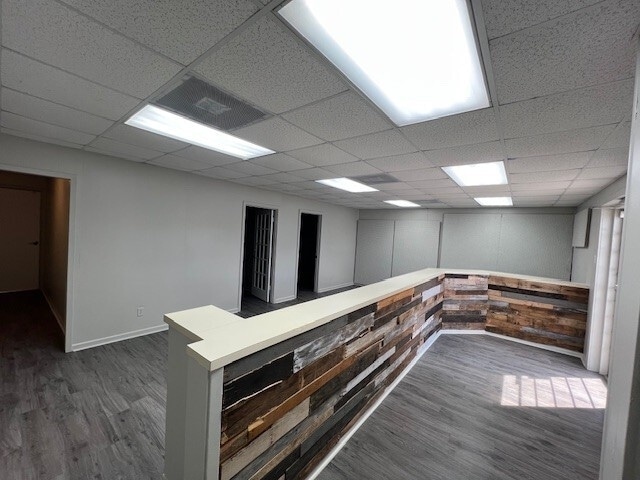 5562 Leopard St, Corpus Christi, TX for lease - Building Photo - Image 2 of 11