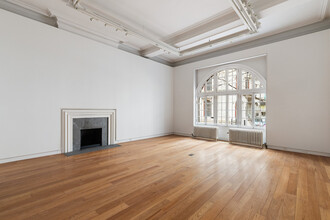 127 E 69th St, New York, NY for lease Interior Photo- Image 2 of 5