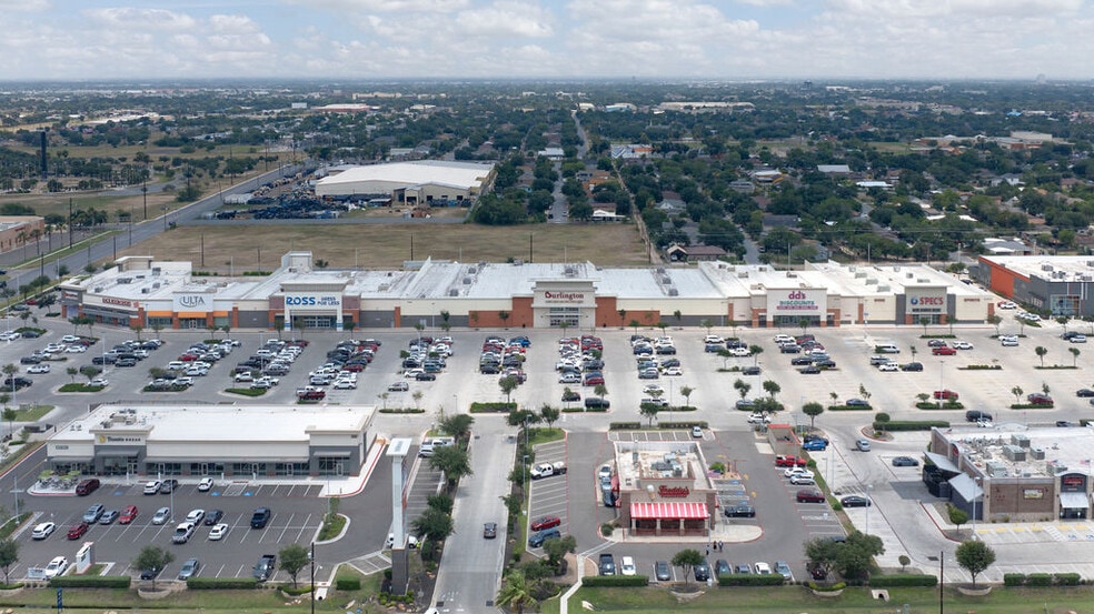 2700 W Expressway 83, McAllen, TX for lease - Building Photo - Image 2 of 4