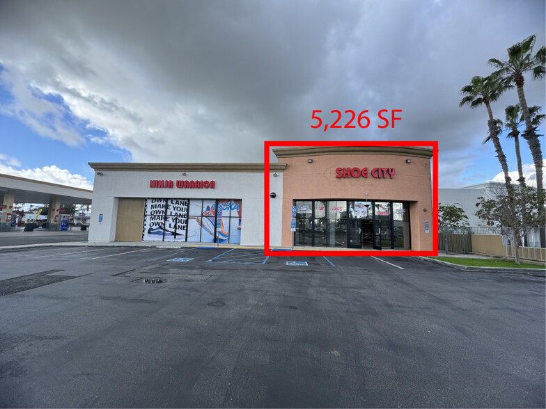 3010 Harbor Blvd, Costa Mesa, CA for lease - Building Photo - Image 3 of 4