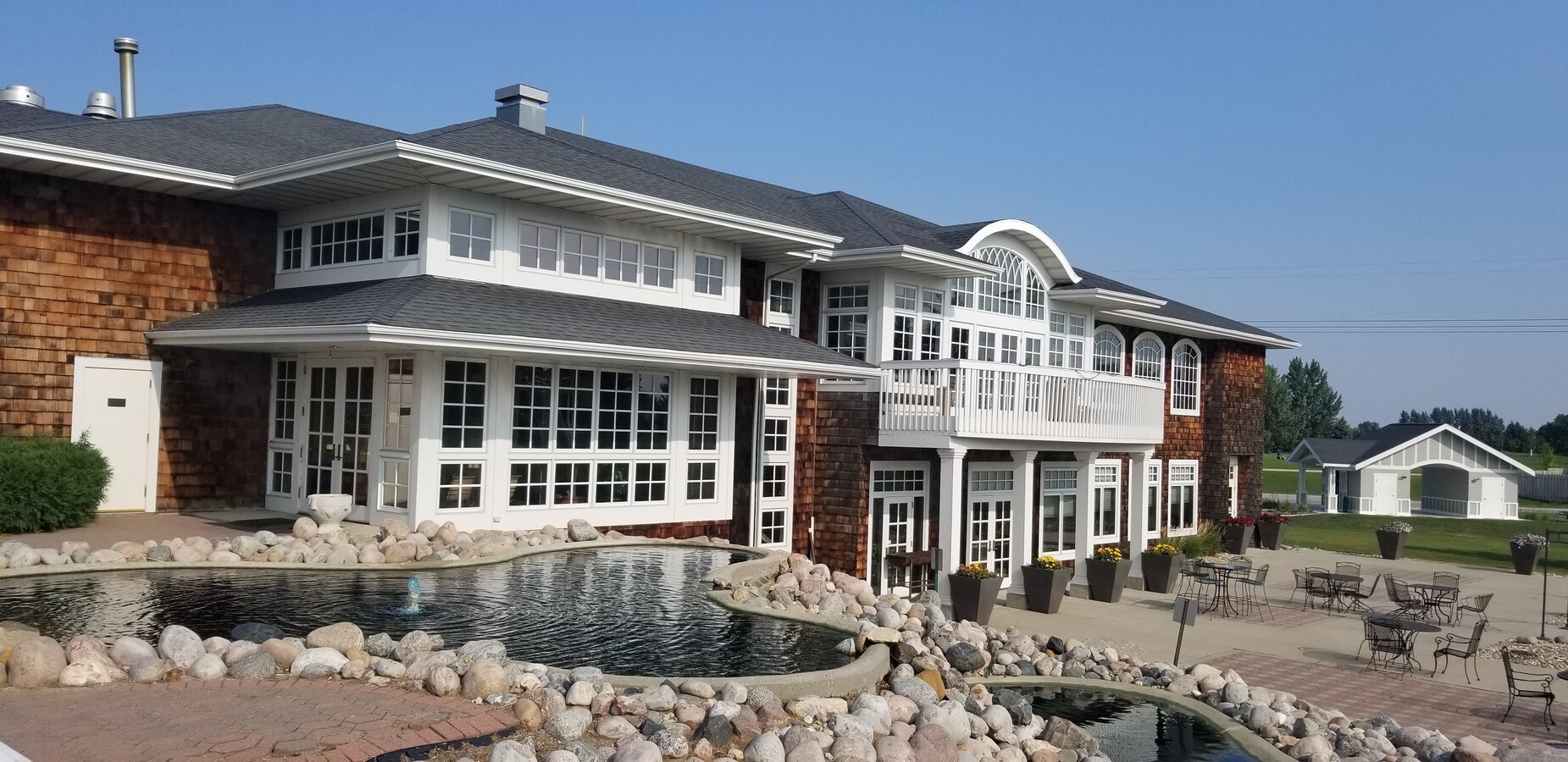 1500 E Rose Creek Pky S, Fargo, ND 58104