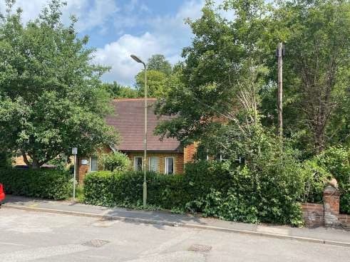 68B Junction Rd, Andover for sale - Primary Photo - Image 1 of 2
