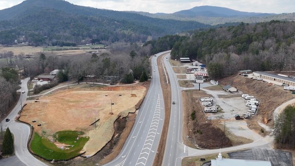 6094 US Highway 441 Lakemont Georgia 30552, Lakemont, GA for sale - Building Photo - Image 3 of 12