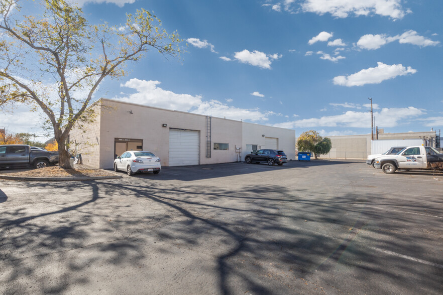 2160-2170 W 2300 S, West Valley City, UT for lease - Building Photo - Image 3 of 9