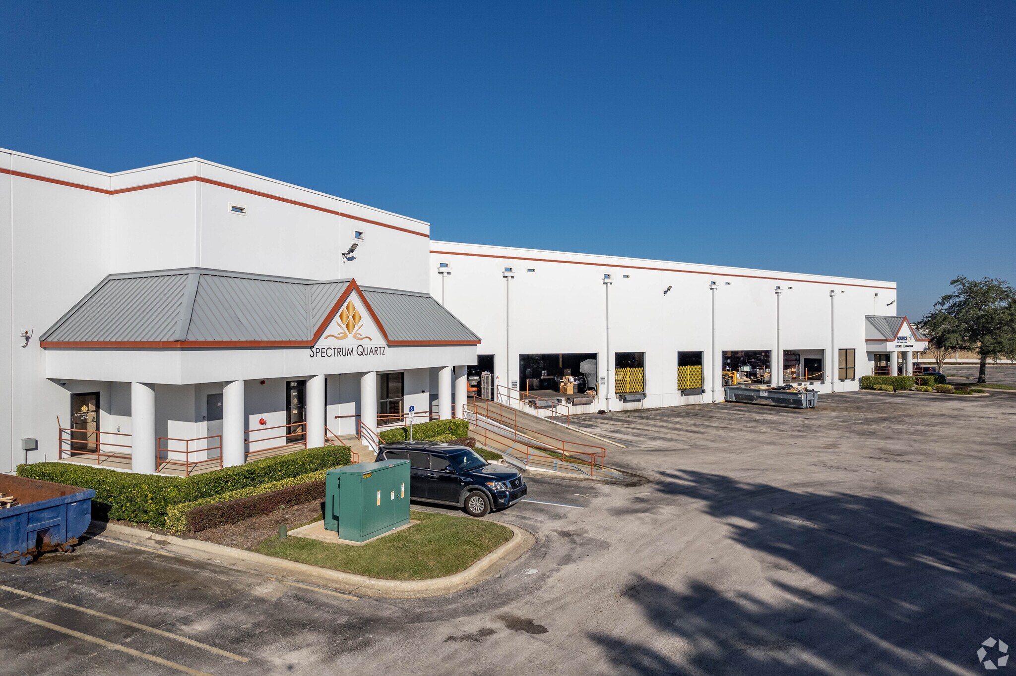 30003028 Mercy Dr, Orlando, FL 32808 Center of Commerce