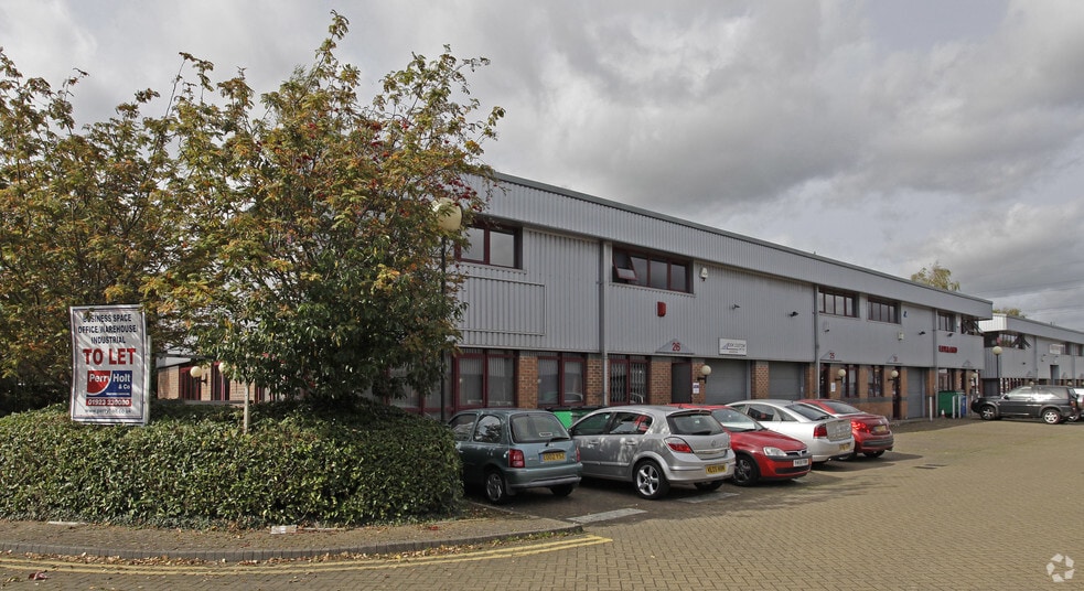 Dwight Rd, Watford for sale - Primary Photo - Image 1 of 1