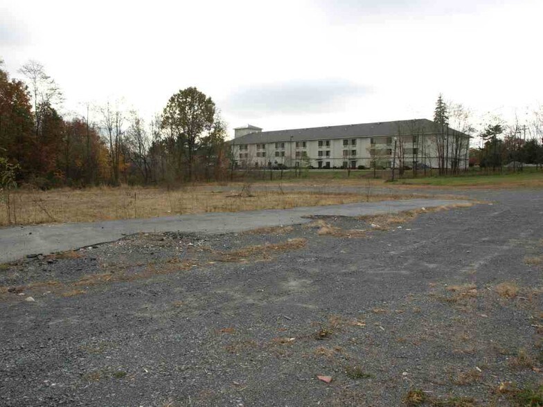 20 Sweet Rd, Queensbury, NY for sale - Building Photo - Image 1 of 1