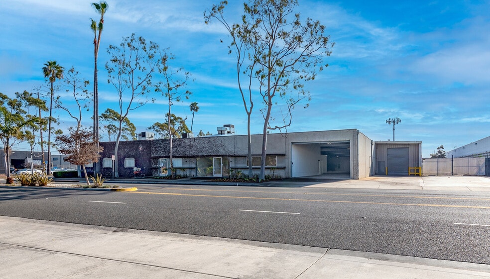 1924 E Maple Ave, El Segundo, CA for sale - Building Photo - Image 1 of 1