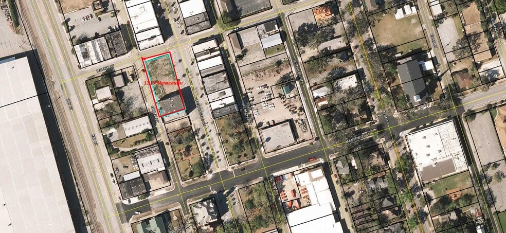 1317 Newcastle St, Brunswick, GA for sale - Building Photo - Image 3 of 17