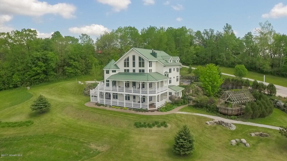 23234 Grosbeak Rd, Lanesboro, MN 55949