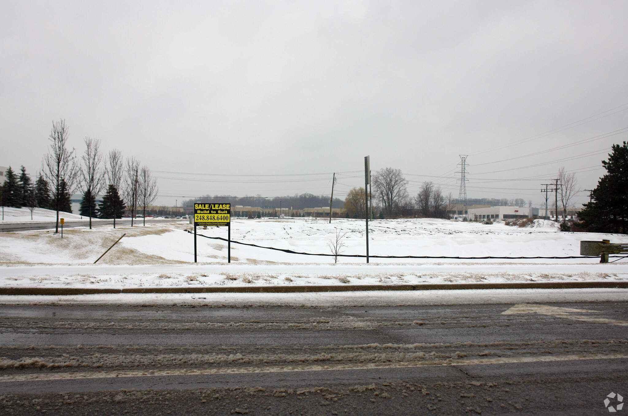 13 Mile Rd, Novi, MI for sale Building Photo- Image 1 of 2