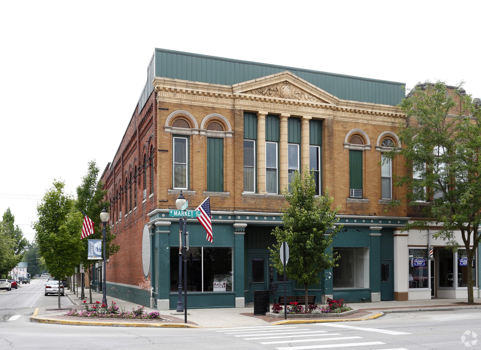 202 W Market St, Bluffton, IN for sale Primary Photo- Image 1 of 1
