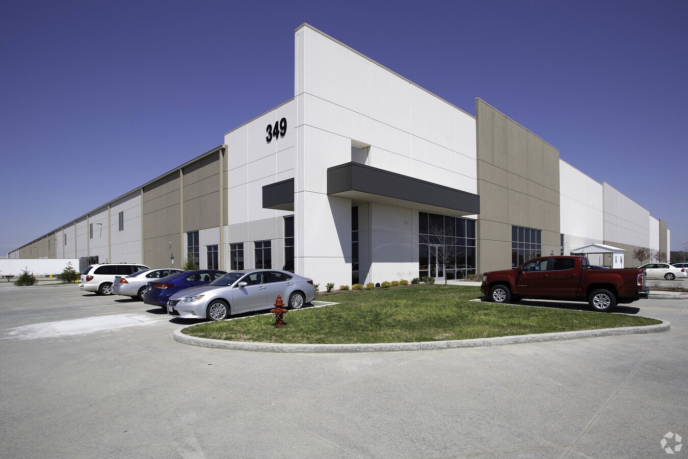 349 Gateway Commerce Center Dr, Edwardsville, IL 62025