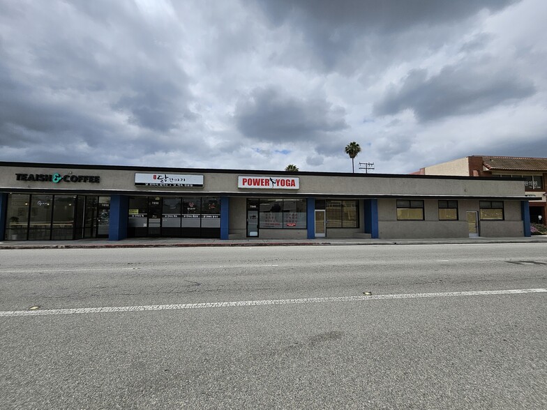 7840-7856 Commonwealth Ave, Buena Park, CA for lease - Building Photo - Image 2 of 13