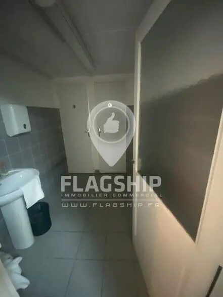 Office in Mareuil-lès-Meaux for lease - Building Photo - Image 2 of 10