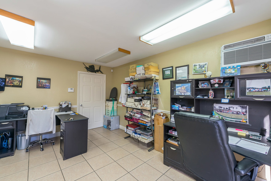 470 Ansin Blvd, Hallandale Beach, FL for lease - Other - Image 3 of 56