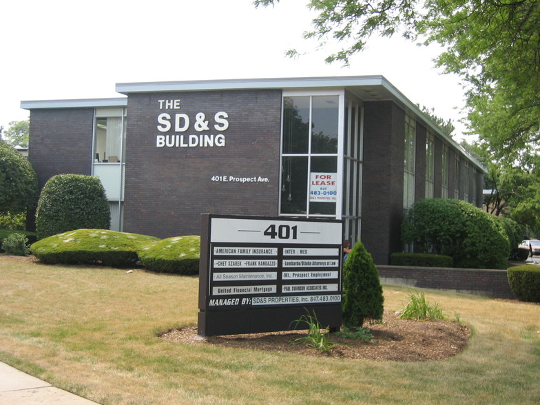 401 E Prospect Ave, Mount Prospect, IL for lease - Building Photo - Image 1 of 1