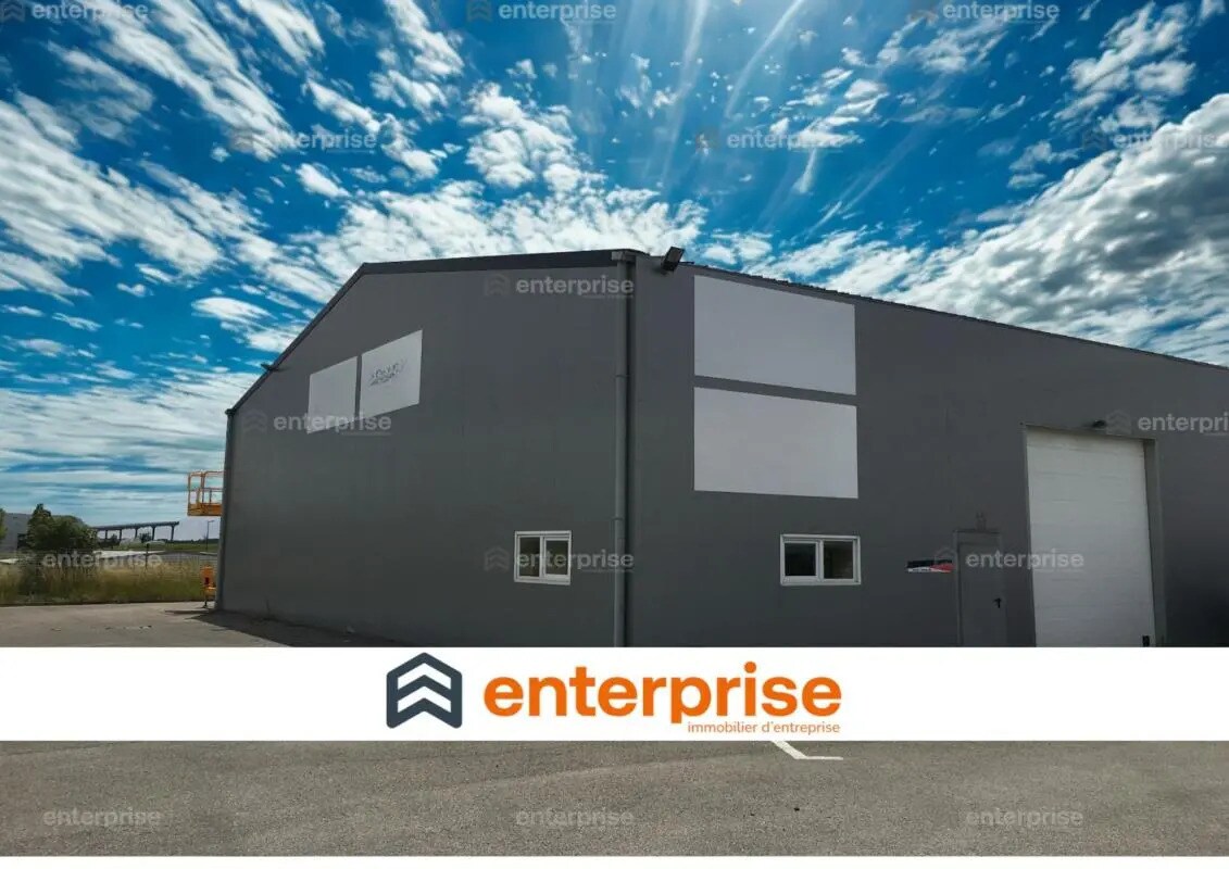 Flex in Moreuil for lease Building Photo- Image 1 of 6