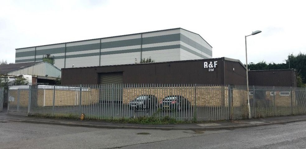 Ham Ln, Kingswinford for sale - Primary Photo - Image 1 of 1