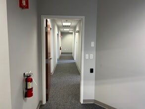 86 Payne Rd, Danbury, CT for lease Building Photo- Image 2 of 9