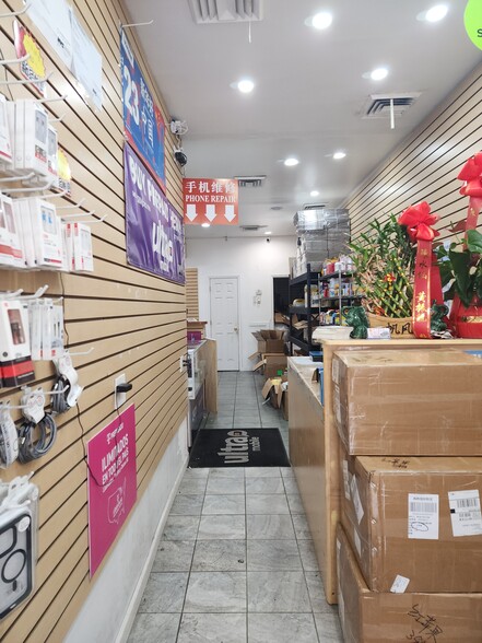 13540 39th Ave, Flushing, NY for sale - Building Photo - Image 3 of 8