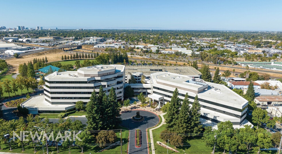 2241 Harvard St, Sacramento, CA for lease - Building Photo - Image 1 of 12