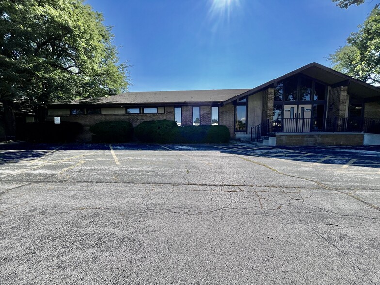 2735 Navarre Ave, Oregon, OH for sale - Building Photo - Image 3 of 3