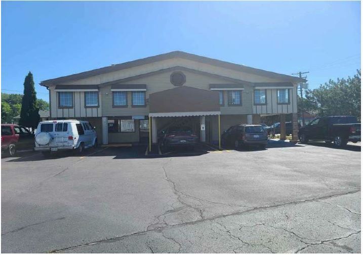 2908 Pine Grove Ave, Port Huron, MI for sale Building Photo- Image 1 of 1