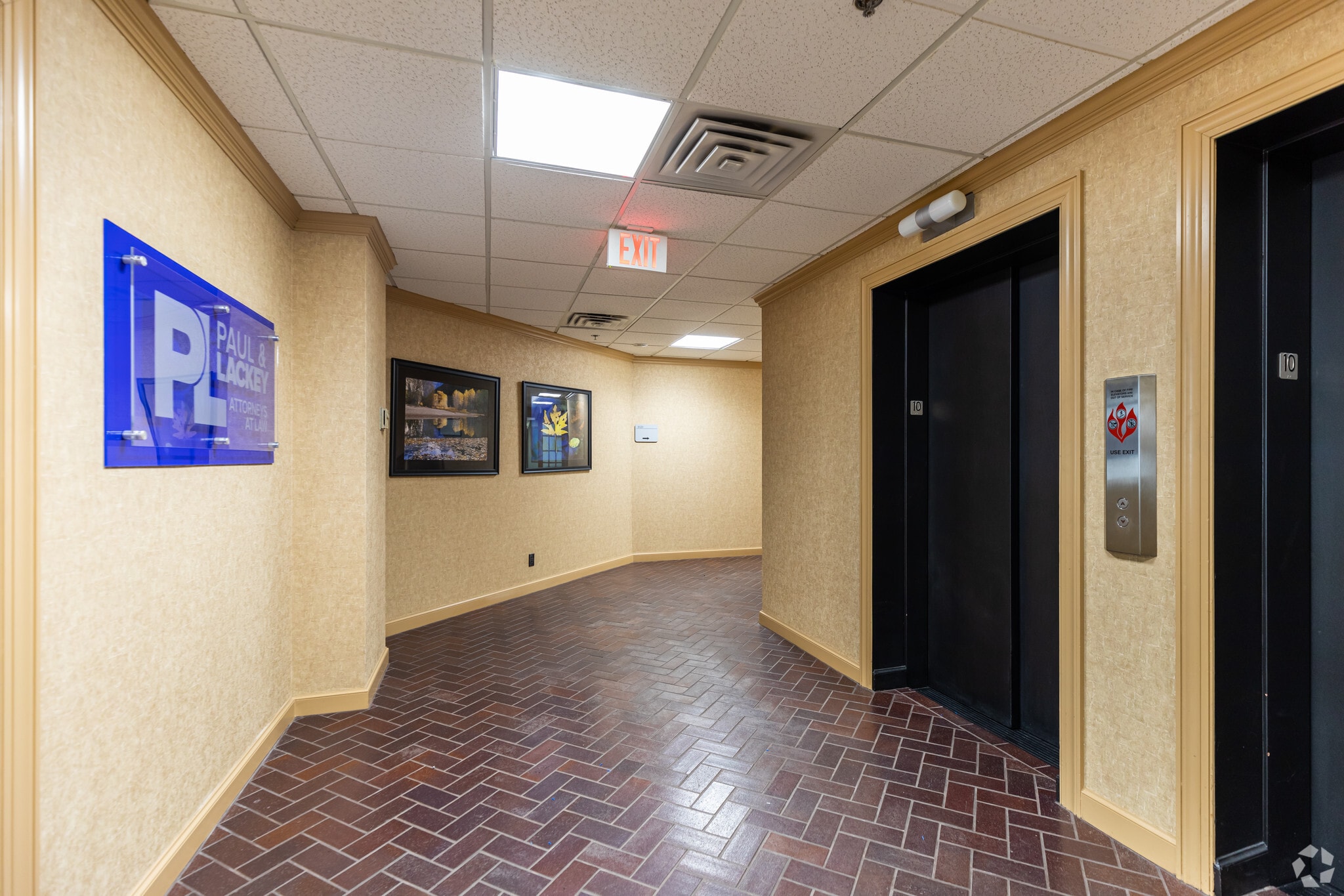 20 E 5th St, Tulsa, OK for lease Interior Photo- Image 1 of 12