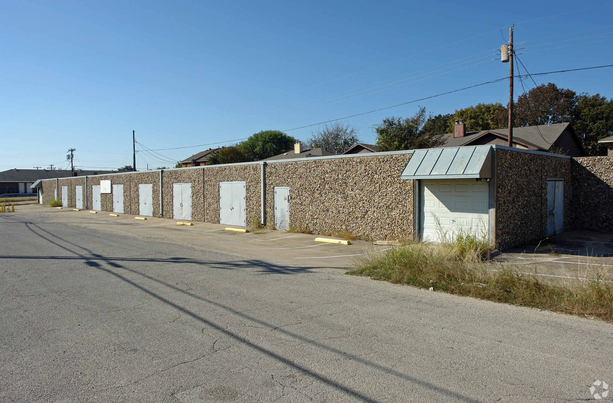 719 N Hampton Rd, DeSoto, TX 75115 Industrial for Lease
